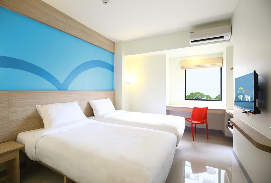 Hop Inn Hotel Alabang Manila Muntinlupa City Esterno foto