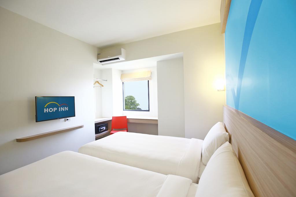Hop Inn Hotel Alabang Manila Muntinlupa City Esterno foto