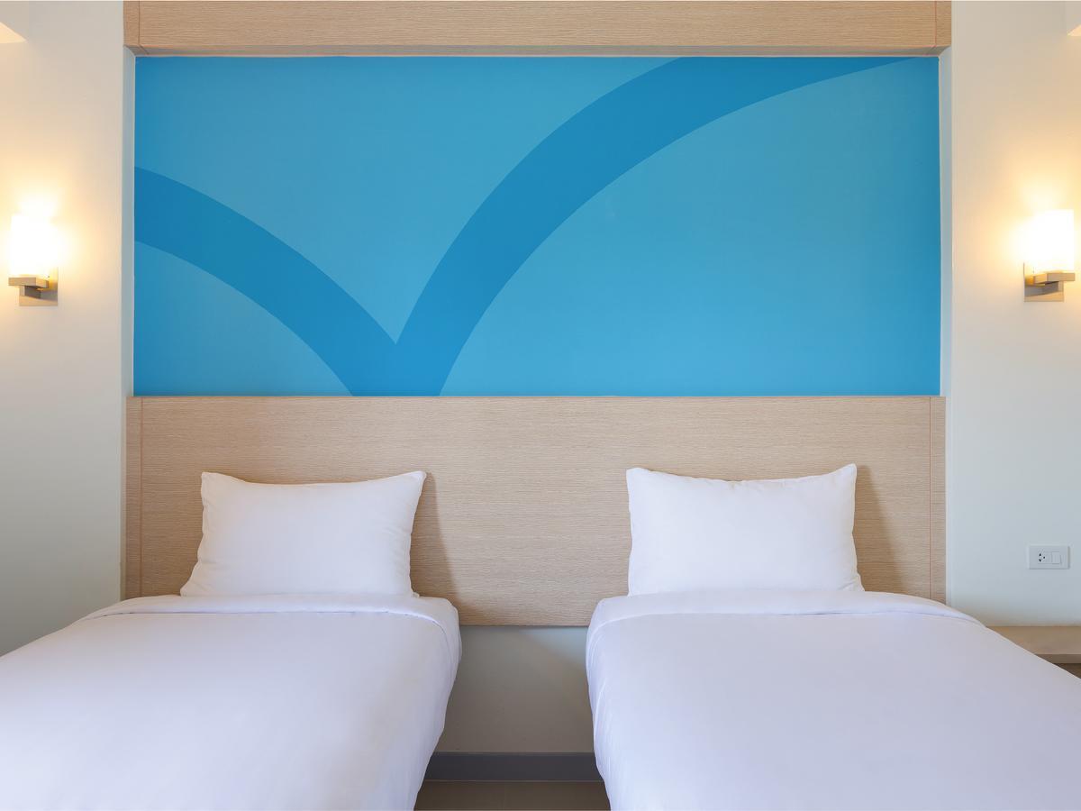 Hop Inn Hotel Alabang Manila Muntinlupa City Esterno foto