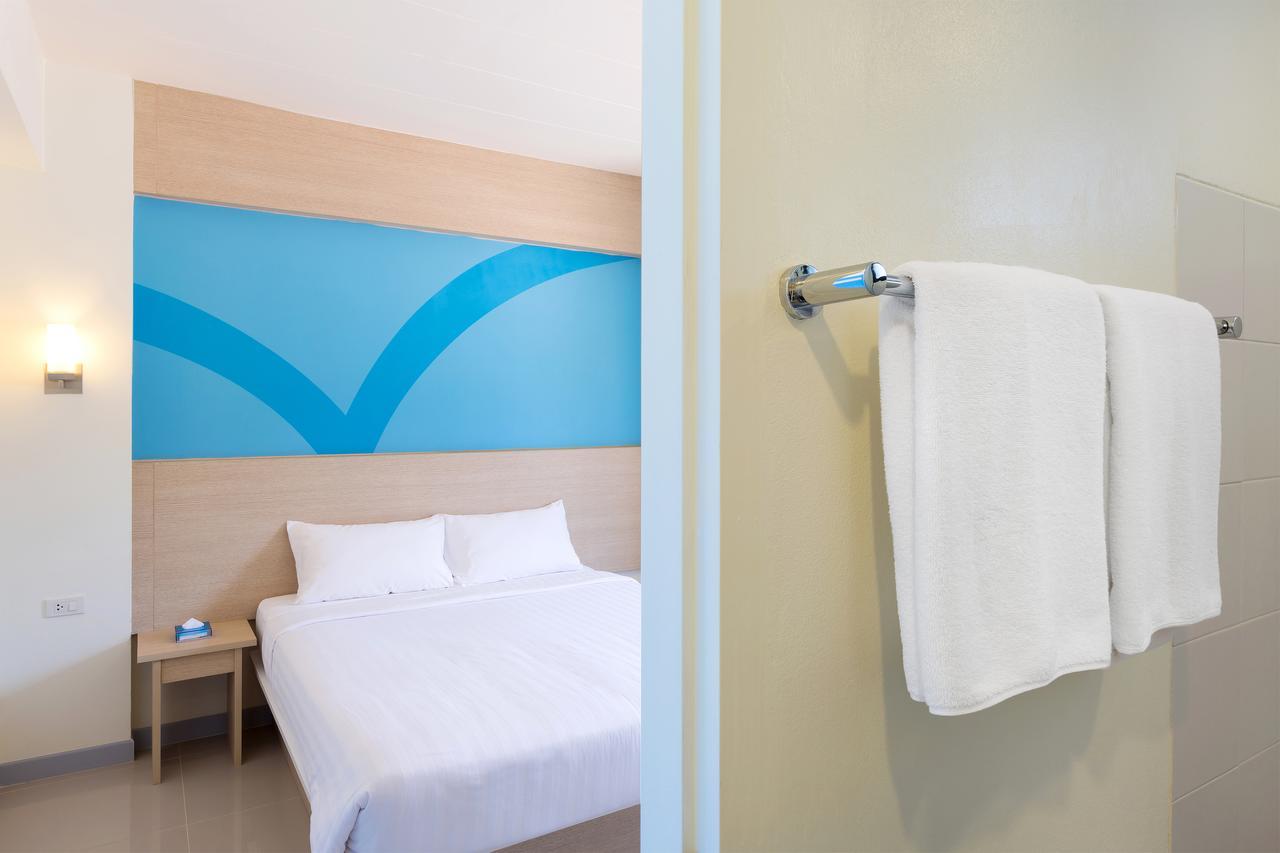 Hop Inn Hotel Alabang Manila Muntinlupa City Esterno foto